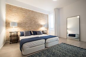 Valencia Luxury - Boutique Center