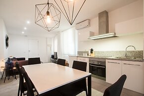 Valencia Luxury - Boutique Center