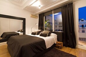 Valencia Luxury - Boutique Center