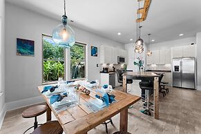 Nancy Key W/pool, Wine Cave, Optional Boat Rental