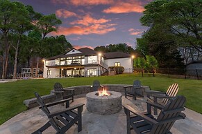 Salience Path W/heated Pool & Game Room