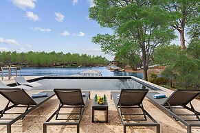 Salience Path W/heated Pool & Game Room