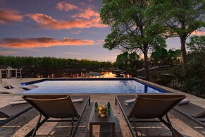 Salience Path W/heated Pool & Game Room