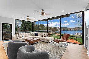 Blue Haven W/game Room, Hot Tub & Optional Boat Rental