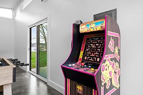 Blue Haven W/game Room, Hot Tub & Optional Boat Rental