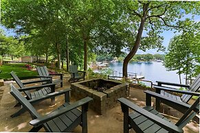 Ambassador Ridge W/optional Boat Rental