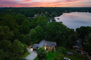 Ambassador Ridge W/optional Boat Rental