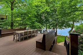 Ambassador Ridge W/optional Boat Rental