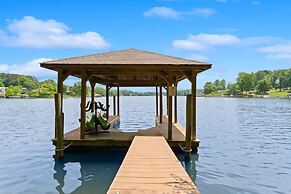 Ambassador Ridge W/optional Boat Rental