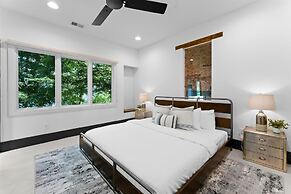 Ambassador Ridge W/optional Boat Rental