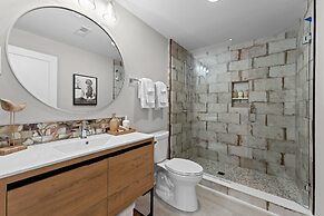 Keenan Beach W/beach, Heated Pool & Game Room