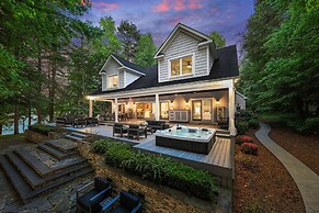 Grand Bay W/hot Tub, 440' Shoreline & Optional Boat Rental