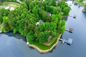 Grand Bay W/hot Tub, 440' Shoreline & Optional Boat Rental