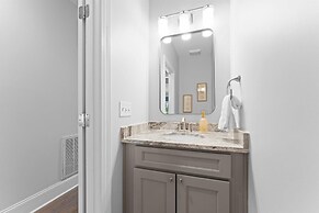 Grand Bay W/hot Tub, 440' Shoreline & Optional Boat Rental