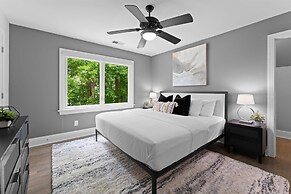 Grand Bay W/hot Tub, 440' Shoreline & Optional Boat Rental