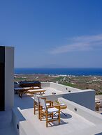 RyoLithos Suites