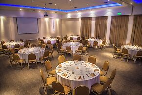 Howard Johnson Hotel & Convention Center by Wyndham, Merlo