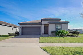 Balmoral Resort-194al 4 Bedroom Home by RedAwning