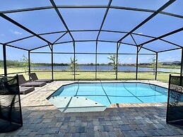 Balmoral Resort-207mcv 4 Bedroom Home by RedAwning