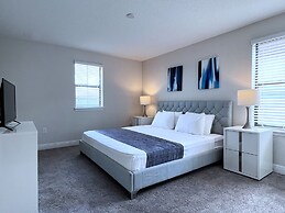 Balmoral Resort-207mcv 4 Bedroom Home by RedAwning