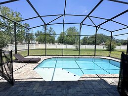 Balmoral Resort-213al 3 Bedroom Home by RedAwning