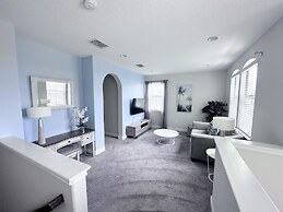 Balmoral Resort-213al 3 Bedroom Home by RedAwning