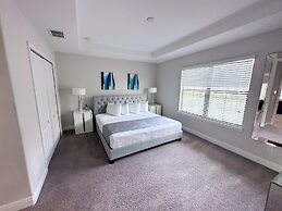 Balmoral Resort- 111kb 2 Bedroom Townhouse by RedAwning