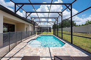 Balmoral Resort-224mcv 4 Bedroom Home by RedAwning