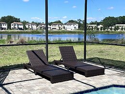 Balmoral Resort-210bp 4 Bedroom Home by RedAwning