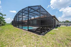 Balmoral Resort-222mcv 4 Bedroom Home by RedAwning