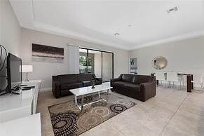 Balmoral Resort-222mcv 4 Bedroom Home by RedAwning