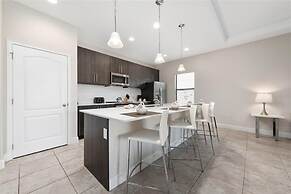 Balmoral Resort-222mcv 4 Bedroom Home by RedAwning