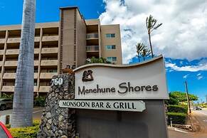 Menehune Shores, #210 3 Bedroom Condo by RedAwning