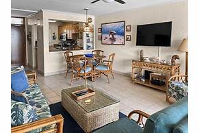 Menehune Shores, #210 3 Bedroom Condo by RedAwning