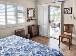 Menehune Shores, #210 3 Bedroom Condo by RedAwning