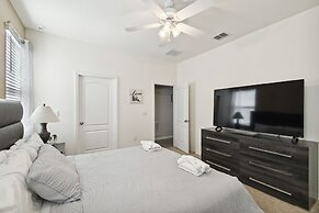 7704oml-solterra Resort 7 Bedroom Home by RedAwning