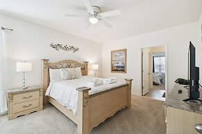 7704oml-solterra Resort 7 Bedroom Home by RedAwning