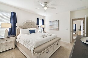 7704oml-solterra Resort 7 Bedroom Home by RedAwning