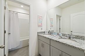 7704oml-solterra Resort 7 Bedroom Home by RedAwning