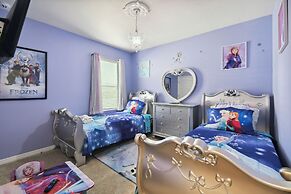 7704oml-solterra Resort 7 Bedroom Home by RedAwning