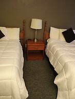 Landmark Motel