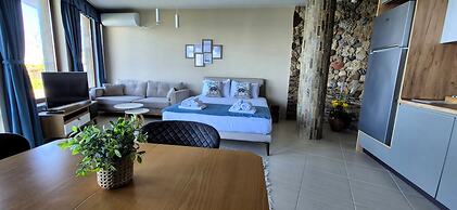 DOLPHIN BAY BOUTIQUE COMPLEX Sozopol
