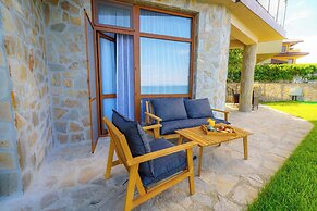 DOLPHIN BAY BOUTIQUE COMPLEX Sozopol