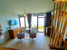DOLPHIN BAY BOUTIQUE COMPLEX Sozopol