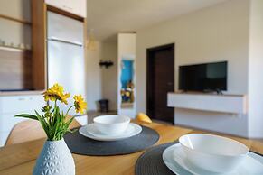 DOLPHIN BAY BOUTIQUE COMPLEX Sozopol