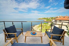 DOLPHIN BAY BOUTIQUE COMPLEX Sozopol