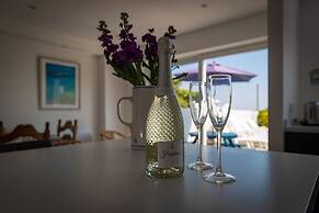 Strand Cottage - Direct Beach Access