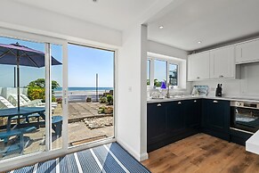 Strand Cottage - Direct Beach Access