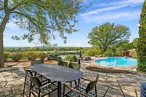 Riverfront Inn