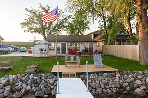 Water's Edge Retreat